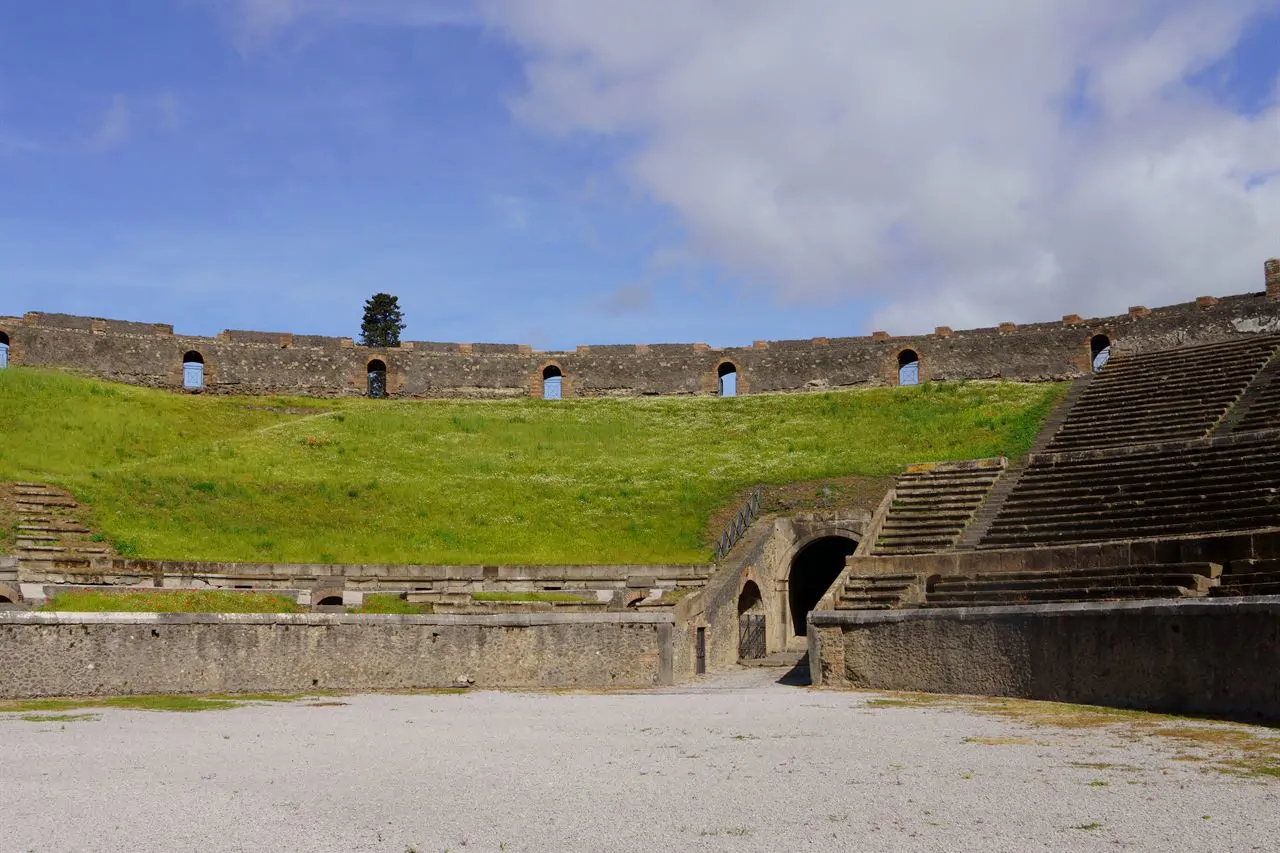 L'anfiteatro di Pompei, il più antico anfiteatro romano conosciuto